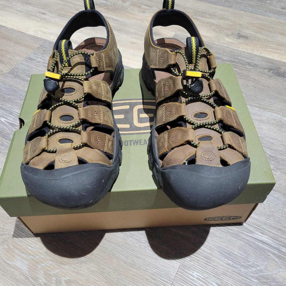 Keen Newport Men's size 11